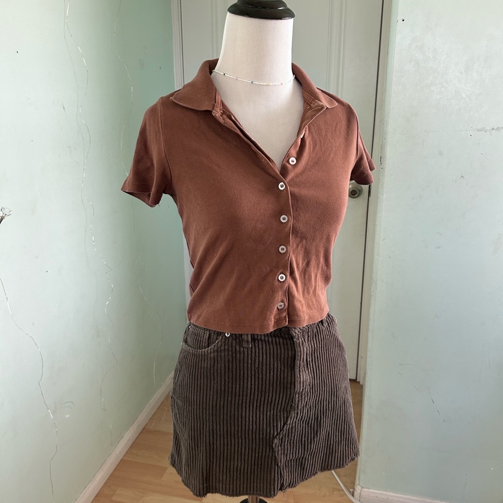Brandy Melville Brown Button-Up Polo - Picture 2 of 8